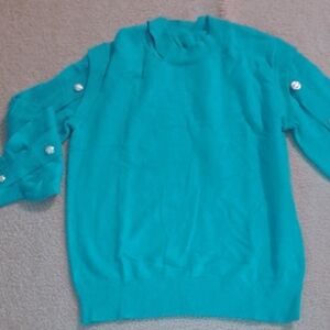 MEDIUM (OVERSIZED)   UNBRANDED CASHMERE LIKE CUT OUT NECK SWEATER